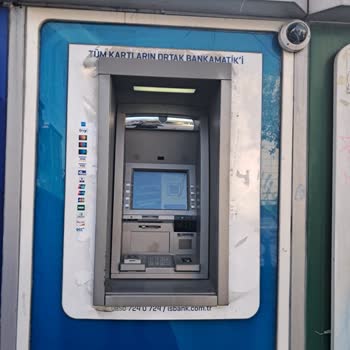 ATM'de Para Çekme Sorunu Ve İletişim Eksikliği