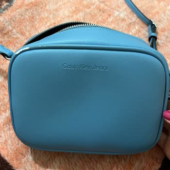 Calvin Klein Çantamda Soyulma Sorunu
