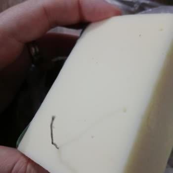 Marketten Alınan Peynirde Beklenmedik Tehlike