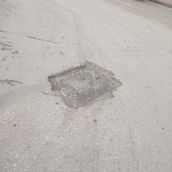 Tehlike Saçan Rögar Kapağına Duyarsızlık