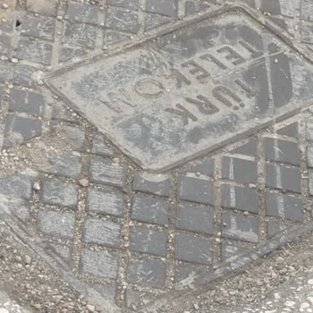 Tehlike Saçan Rögar Kapağına Duyarsızlık