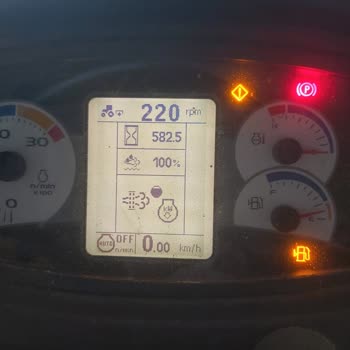 Sürekli Arızalanan Traktör Ve Yetersiz Servis Hizmeti