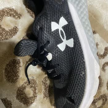 Under Armour Spor Ayakkabısında Sürekli Sorun Yaşıyorum!