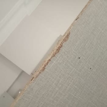 Kırık Mobilyalar Ve İlgisiz Müşteri Hizmetleri Hayal Kırıklığı Yarattı