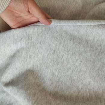 Çamaşır Deterjanı Kabusu: Minik Lekelerden Devasa Sarı İzlere