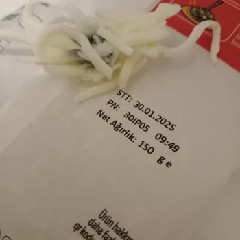 Taze Görünen Mozzarella'nın Küf Şoku