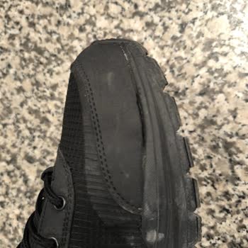 Skechers Botun Beklenmedik Yıpranması