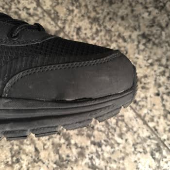 Skechers Botun Beklenmedik Yıpranması