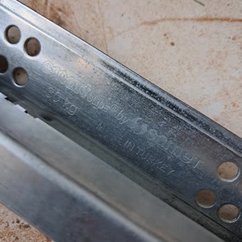 Mutfak Çekmecesi Frenli Ray Sorunu