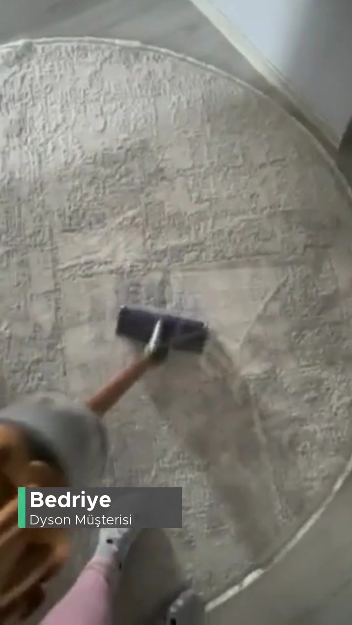 Dyson V12 Yüksek Sesle Çalışıyor! videonun kapak resmi