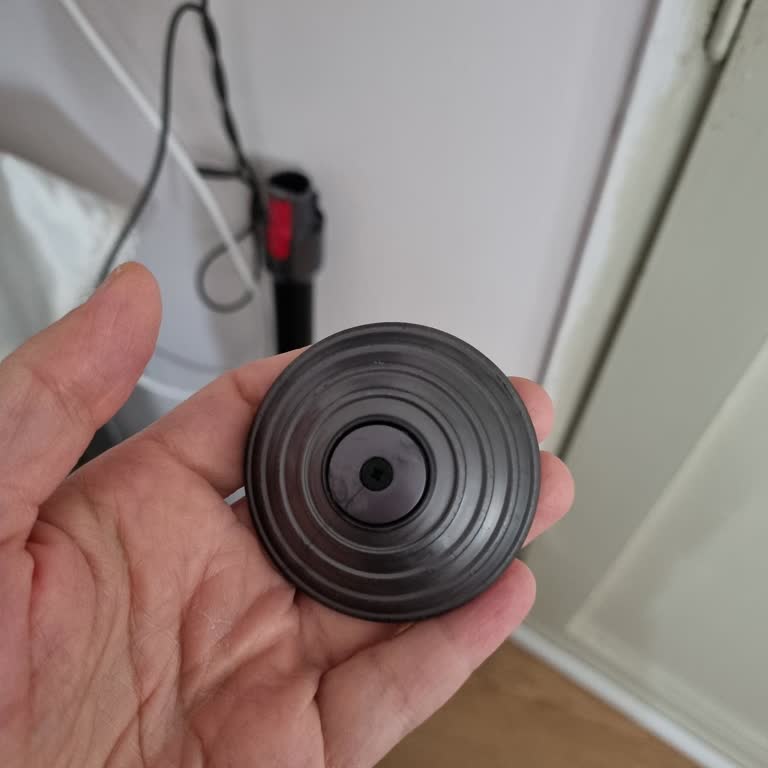 Dyson Süpürge Başlığı Sorunu Ve Yedek Parça Mağduriyeti
