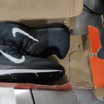 Hepsiburada'dan Gelen Sahte Nike Ayakkabı Şoku