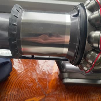 Yeni Dyson Süpürgemde Beklenmedik Deformasyon Sorunu