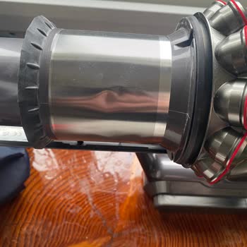 Yeni Dyson Süpürgemde Beklenmedik Deformasyon Sorunu