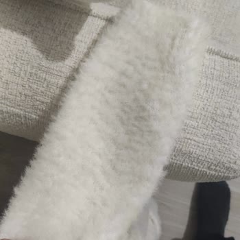 Renk Veren Yastıklar Ve İlgisiz Müşteri Hizmetleri