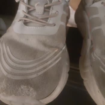 İki Ayda Deforme Olan Ayakkabılar Ve Müşteri Memnuniyetsizliği
