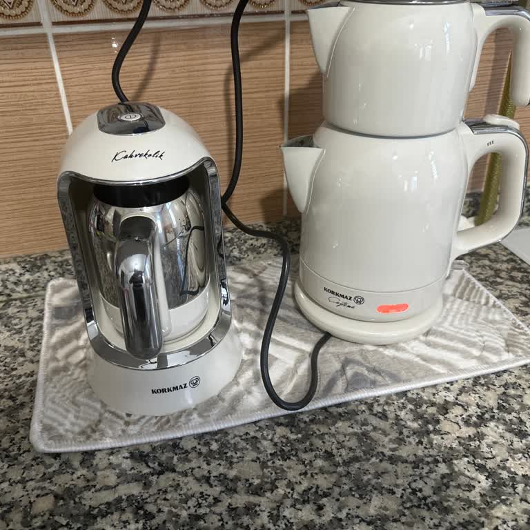 Korkmaz Set: Soğuk Çay, Köpüksüz Kahve, Yanık Tost