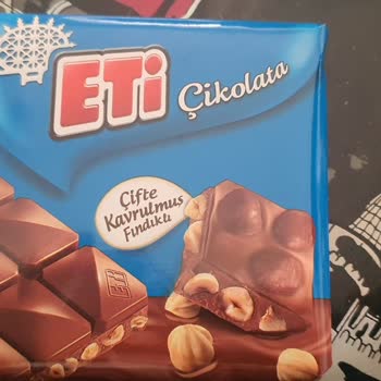 Son Kullanma Tarihi Geçmemiş Çikolatada Örümcek Ağı Şoku