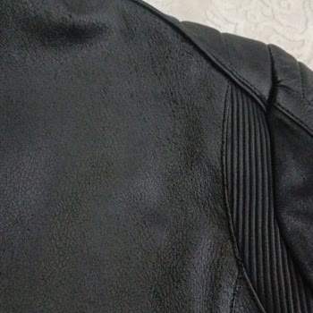 Derimod'dan Aldığım Ceket Çatladı, Mağaza İlgisiz Kaldı