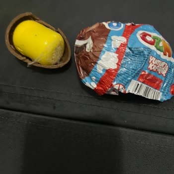 Sağlık Tehlikesi: Sürpriz Yumurtada Örümcek Ağı