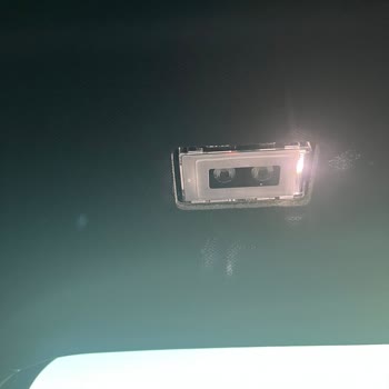 Eksik Parça: Aracın Aydınlatma Çerçevesi Sorunu