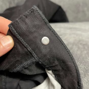 Levis Pantolonları: Rahatsızlık Ve İade Sorunları