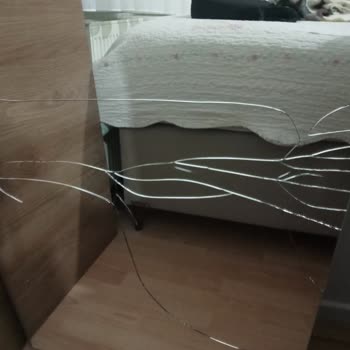 Hasarlı Dolap Ve Sözleşme İhlali