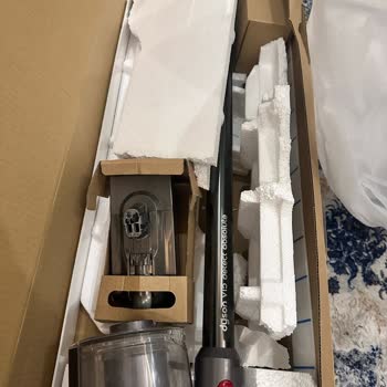 Dyson V15 Süpürge Boya Sorunu Ve Müşteri Hizmetleri Cevapsızlığı