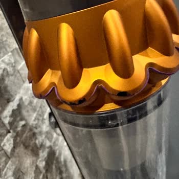 Dyson V15 Süpürge Boya Sorunu Ve Müşteri Hizmetleri Cevapsızlığı