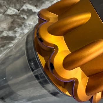 Dyson V15 Süpürge Boya Sorunu Ve Müşteri Hizmetleri Cevapsızlığı
