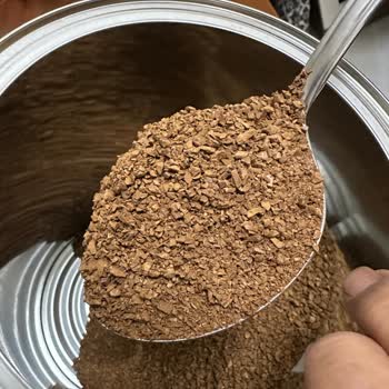 Nescafe Gold Ürününde Gizemli Beyaz Maddeler