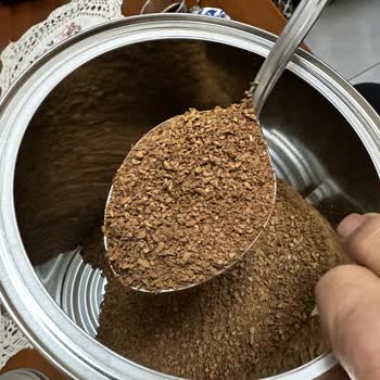 Nescafe Gold Ürününde Gizemli Beyaz Maddeler