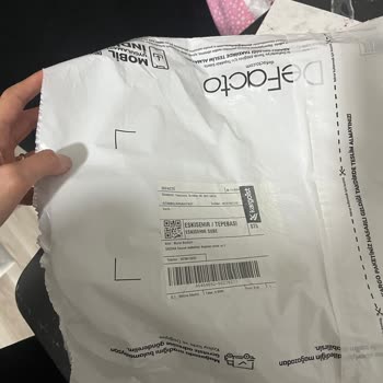 DeFacto'dan Gelen Hayal Kırıklığı: Hediye Paketi Fiyaskosu