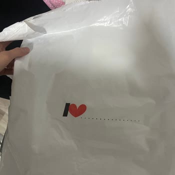 DeFacto'dan Gelen Hayal Kırıklığı: Hediye Paketi Fiyaskosu