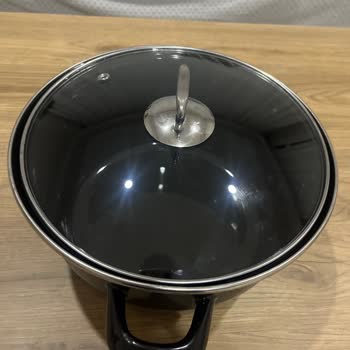 Schafer Kızartma Tenceresi Yamuk Ve Hasarlı Geldi