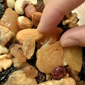 Bayat Ve Küflü Çerezler: Sağlığımız Bu Kadar Değersiz Mi?