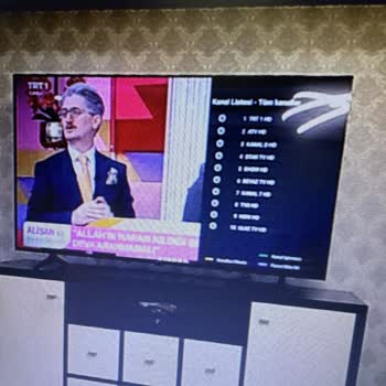 Grundig Kırmızı Lekelerle Gelen Hayal Kırıklığı