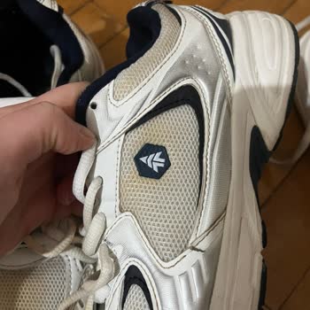 Ayakkabılarımı Mahveden Leke Çıkarıcı