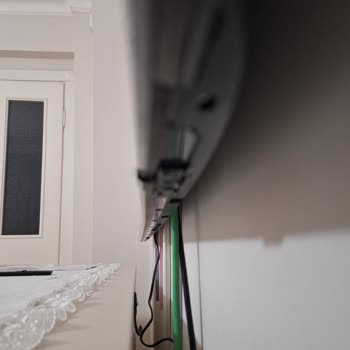 Samsung TV'de Işık Sızması Ve Panel Sorunları
