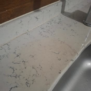 Coante Quartz Tezgahın Beklenmedik Renk Değişimi Ve Yapısal Sorunları