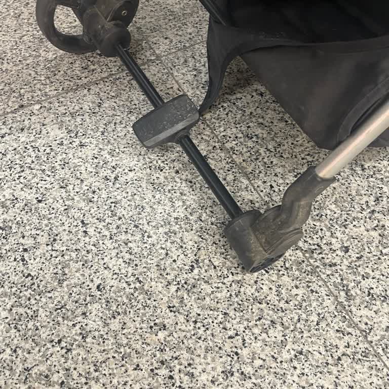 Bebek Arabası Ve Bagajda Yaşanan Sorun