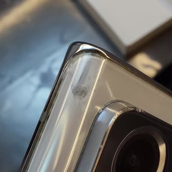 Yetkili Servis Mağduriyeti: Yetersiz Ekran Değişimi Ve Ekstra Masraflar