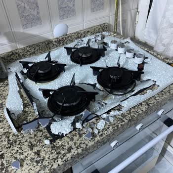 Ankastre Setin Cam Ocağı Patladı: Acil Destek Talebi