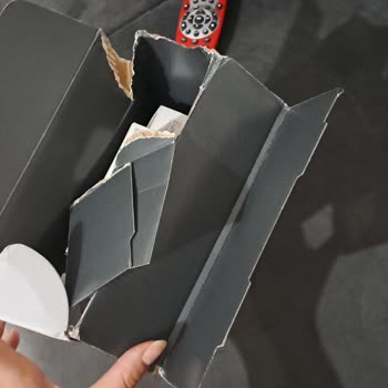 Hasarlı Paket Ve İlgisiz Teslimat Deneyimi