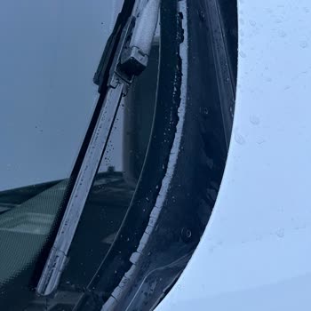 BMW F20 Model Araçta Kronik Izgara Fitili Sorunu