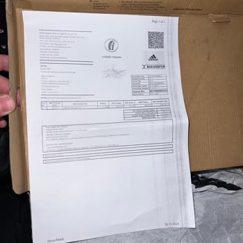 Tozlu Ve Kullanılmış Ayakkabı Şoku