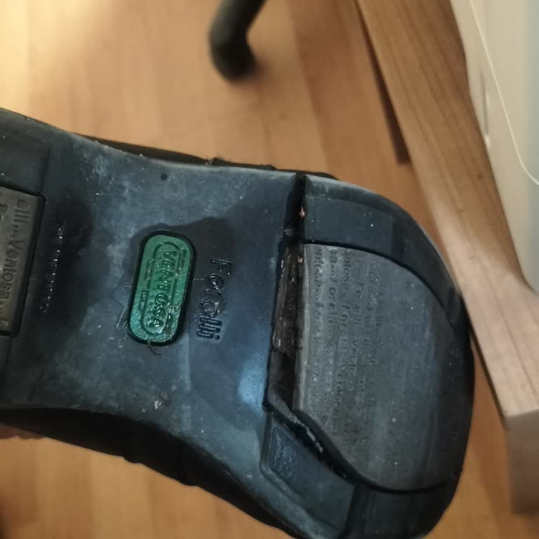 Beklentileri Karşılamayan Ayakkabı Kalitesi