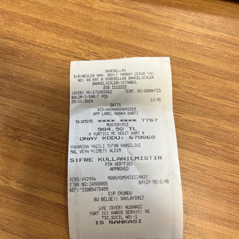 Yanlış Renk Ayakkabı Ve Geciken Para İadesi