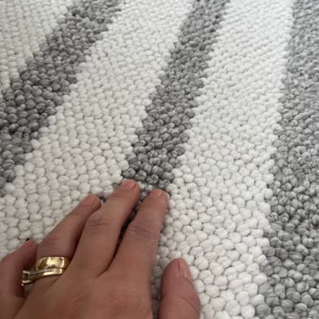 Karaca Home Halının Ağır Kokusu