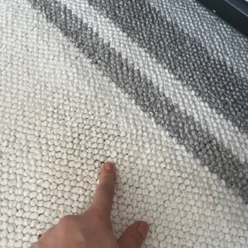 Karaca Home Halının Ağır Kokusu